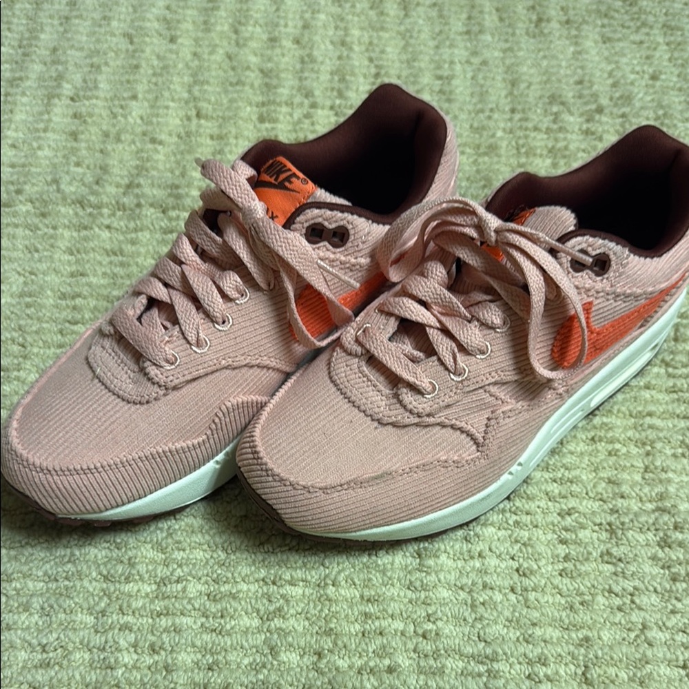Nike Pink and Orange Sneakers Retro Style